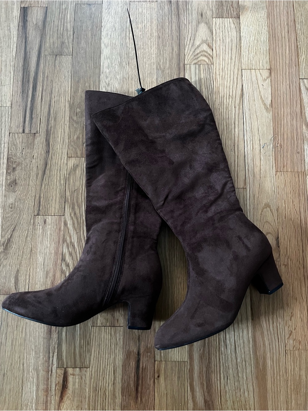 Women's Brown Suede Pointed Toe Knee-High Boots